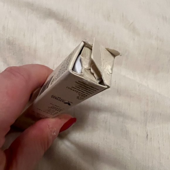 Honestly Healthy Lash Serum - Picture 8 of 8